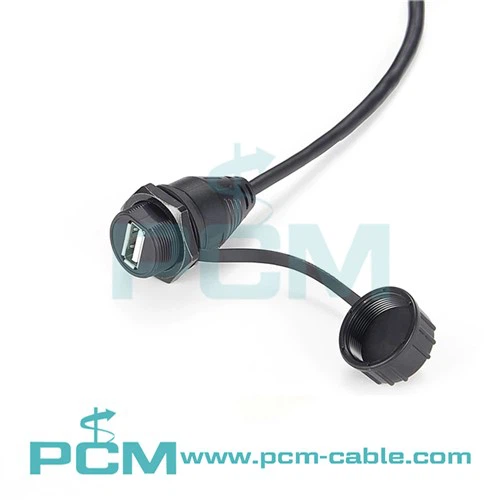 Wodoodporny kabel USB 2.0 Złącze żeńskie typu A o stopniu ochrony IP67
